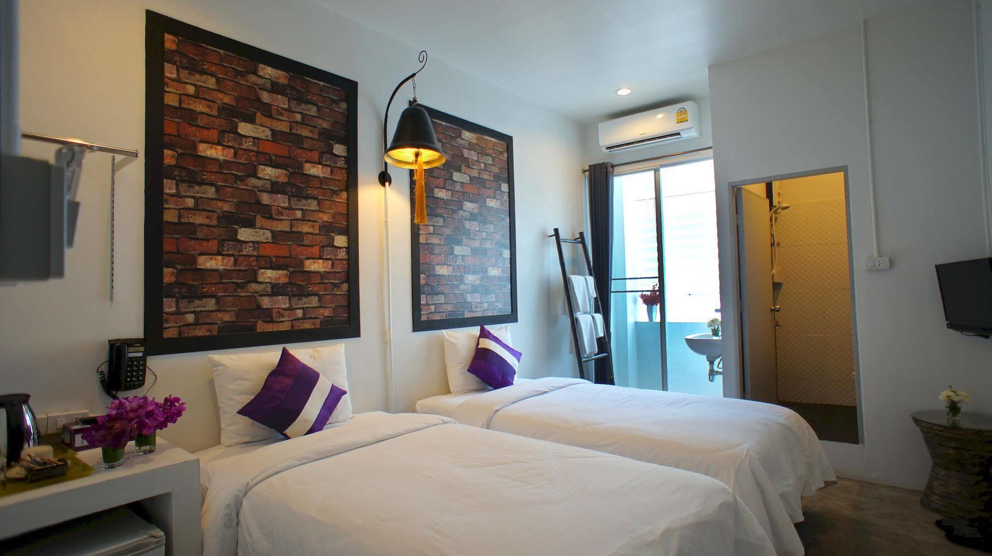 Walking Street Residence - Sha Extra Plus Chiang Mai Extérieur photo
