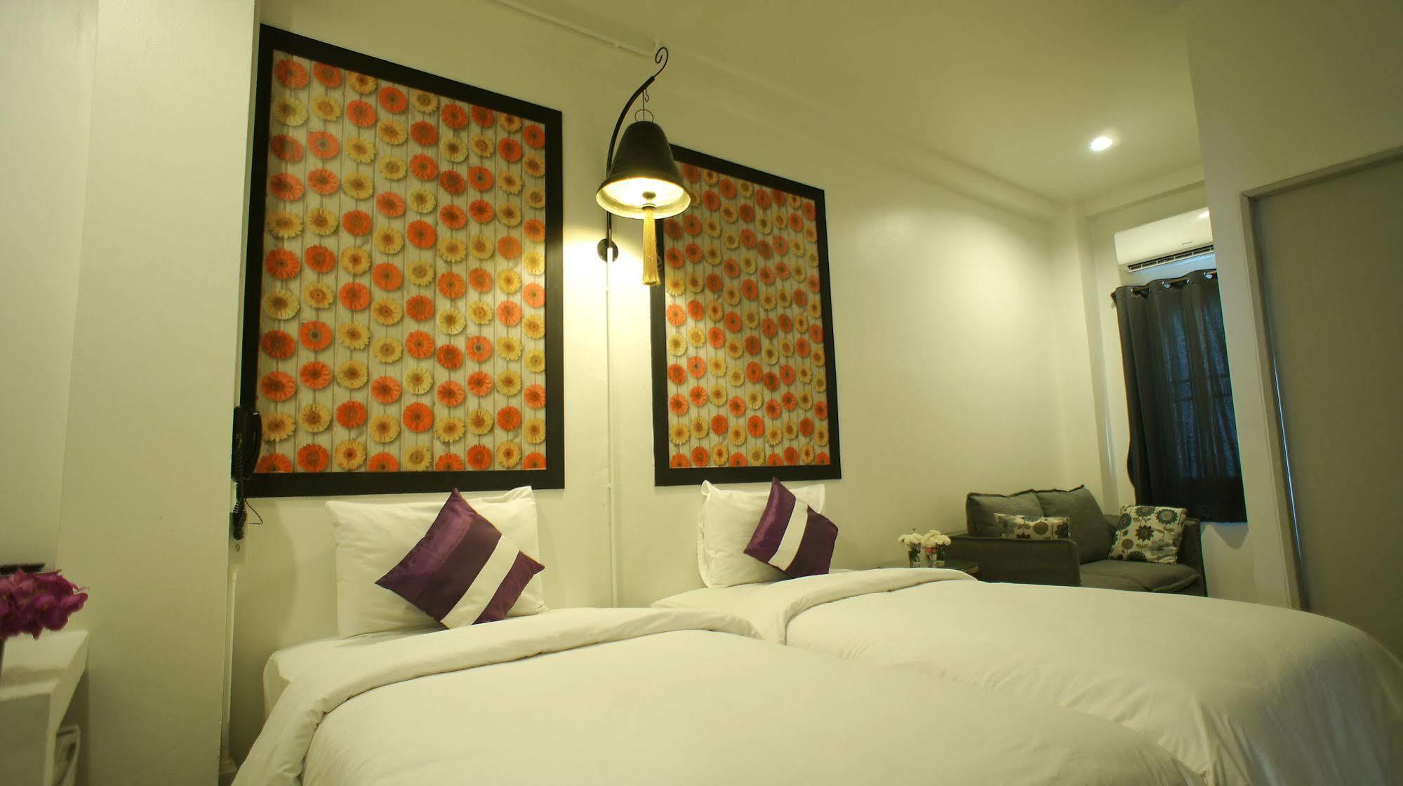 Walking Street Residence - Sha Extra Plus Chiang Mai Extérieur photo